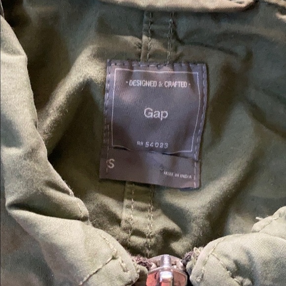 Army green gap jacket! - Picture 2 of 10